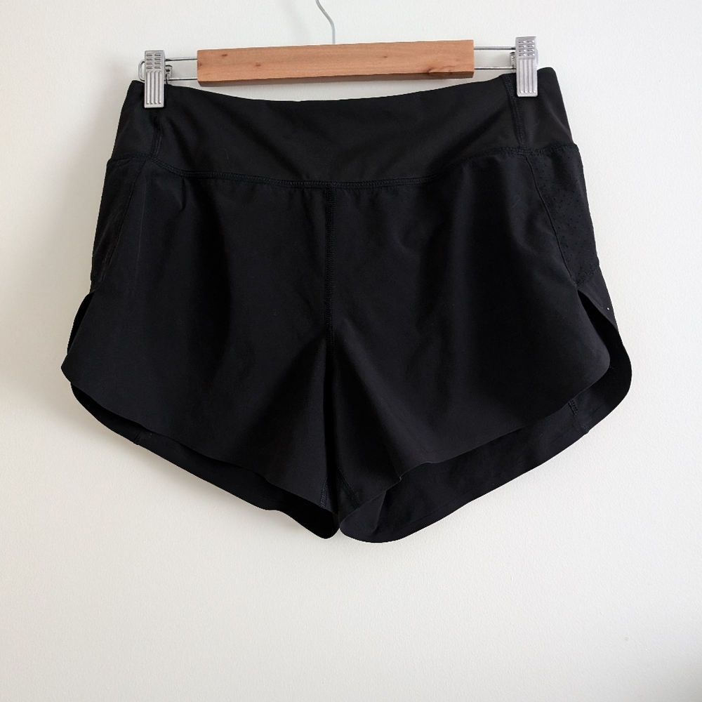 Athleta Run with it 4.5" Short Black M - Picture 3 of 4